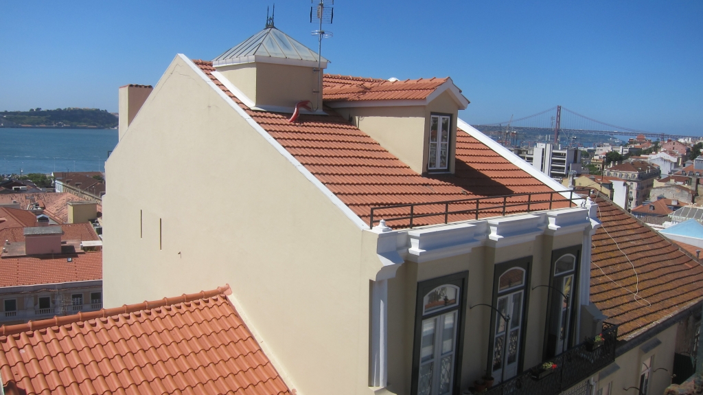 Lisbon Apartment