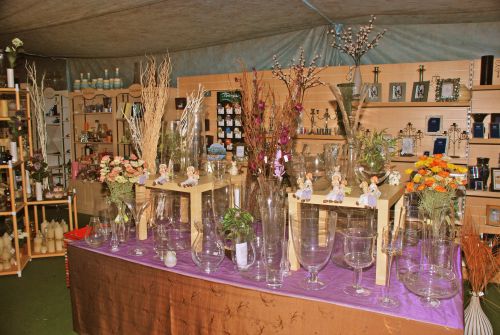  Gift area