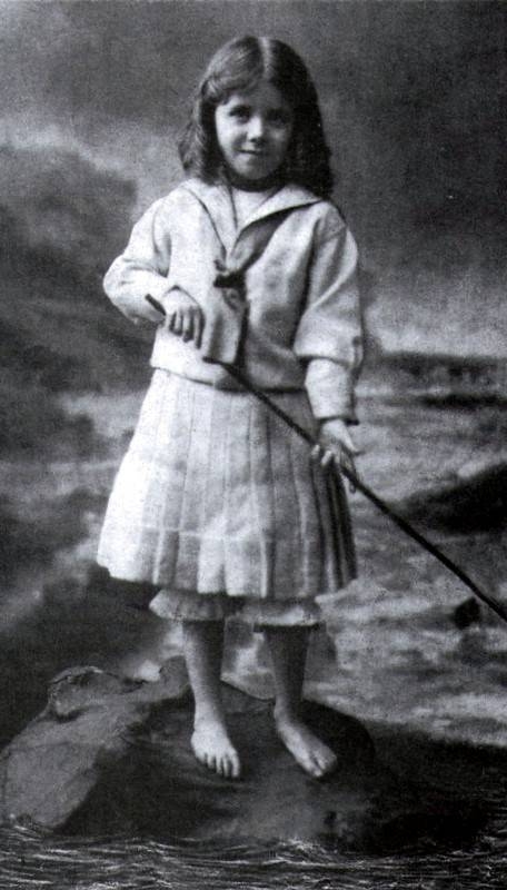  Leila McClintock