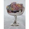 Sparkling silver goblets to present your sweets buffet