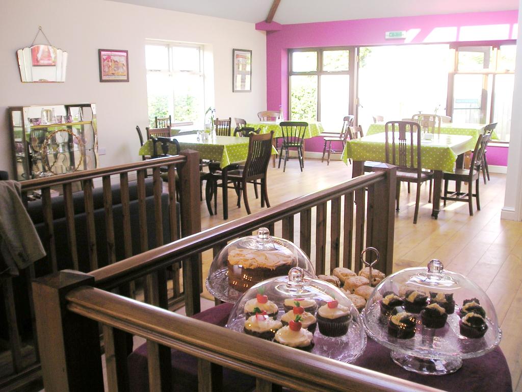 Enjoy our cosy cafe 