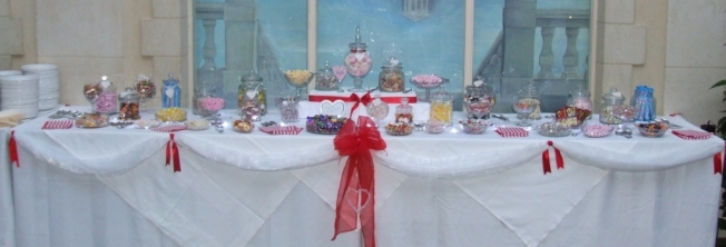 12' long candy buffet with 20 varieties for 100 guests at Nailcote Hall Hotel