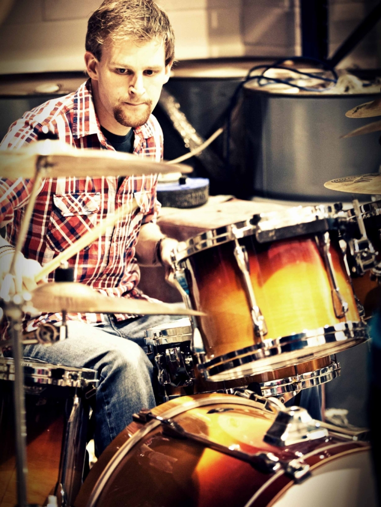  Tom - Silverstar Drummer, Guitarist and Backing Vocals