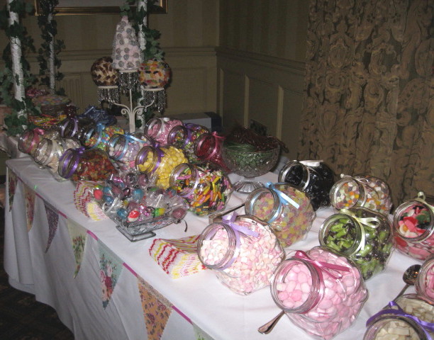 6ft decorated table