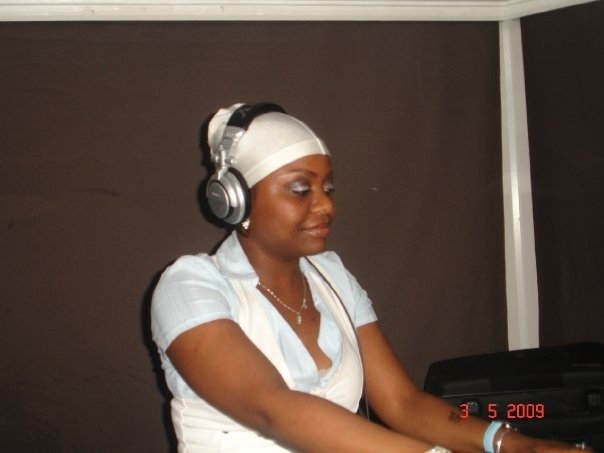 LADY GEE2