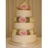 Fresh rose blooms cake