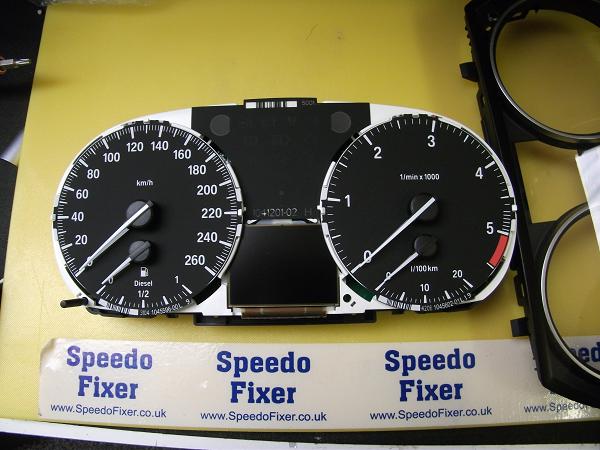 BMW 1 series dial for MPH converson