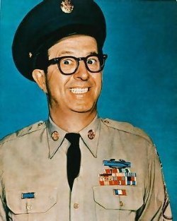  Ernie Bilko