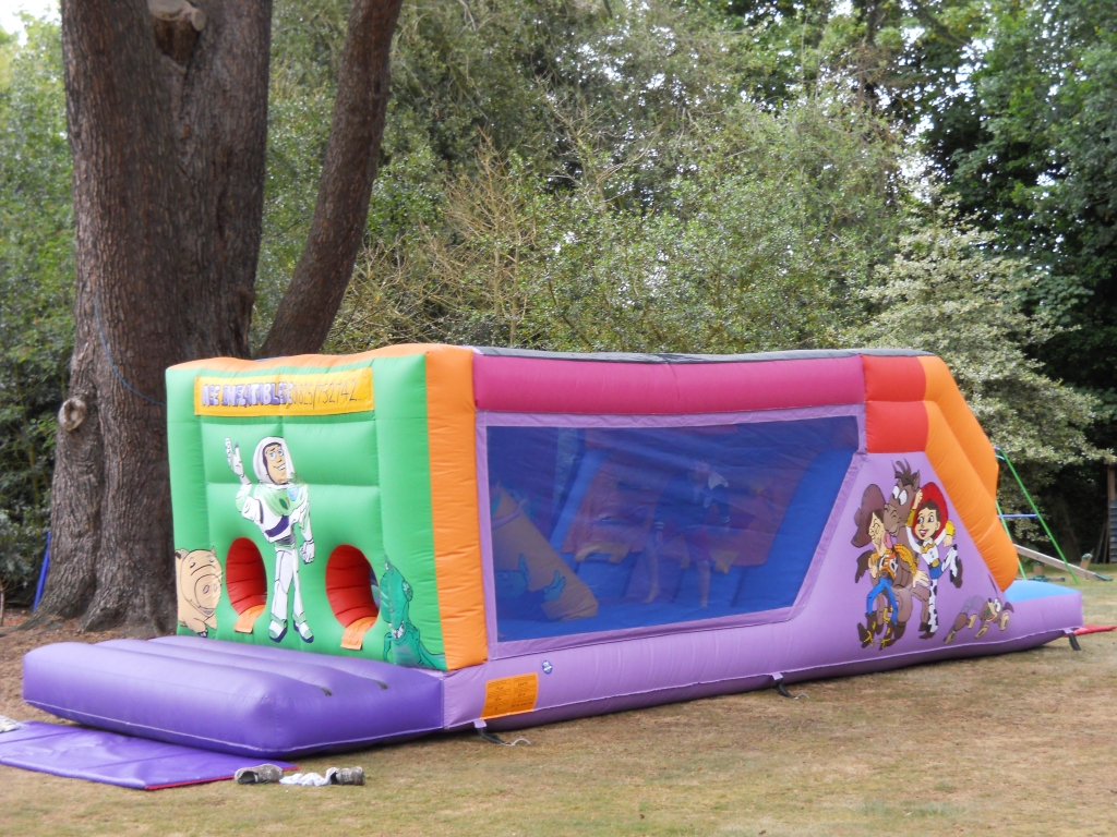 26 ft x 10 ft toy story assault course