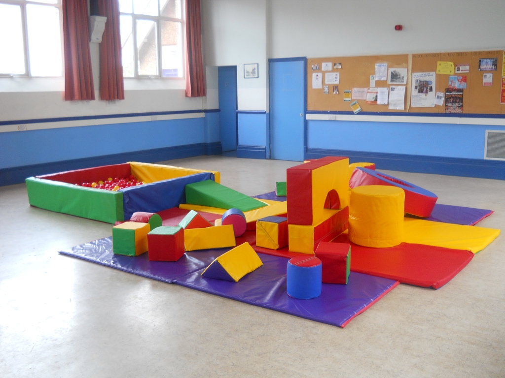 soft play and ball pitt