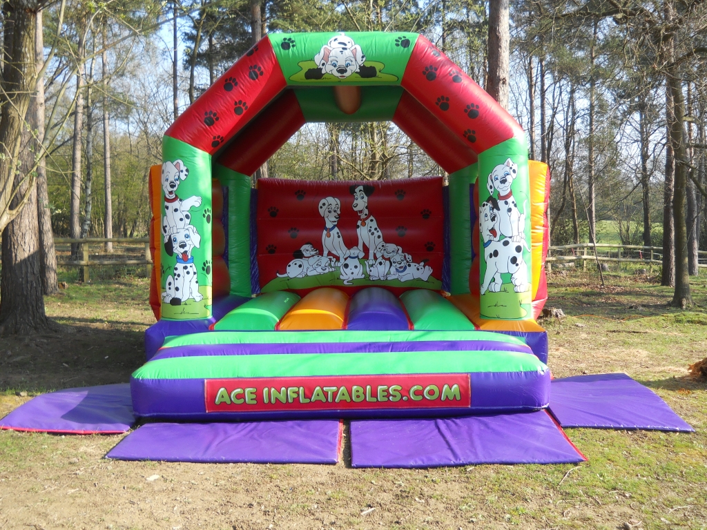 top dogs bouncy castle