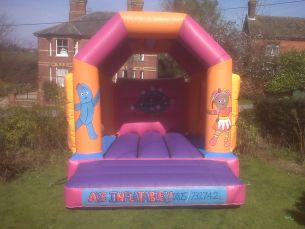 11 ft x 15 ft in the night garden