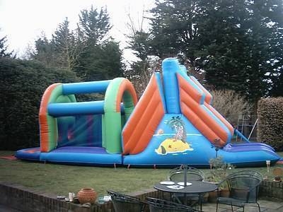 35 ft x 12 ft pirate assault course