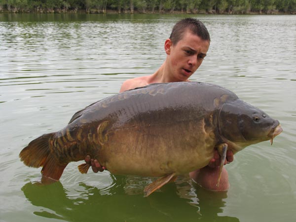 Croixblanchelakes. 47lb common.