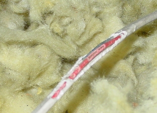  Gnawed wiring