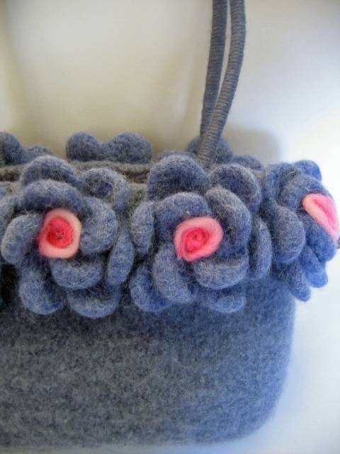 Click to view textile designers - Daphne Bursell