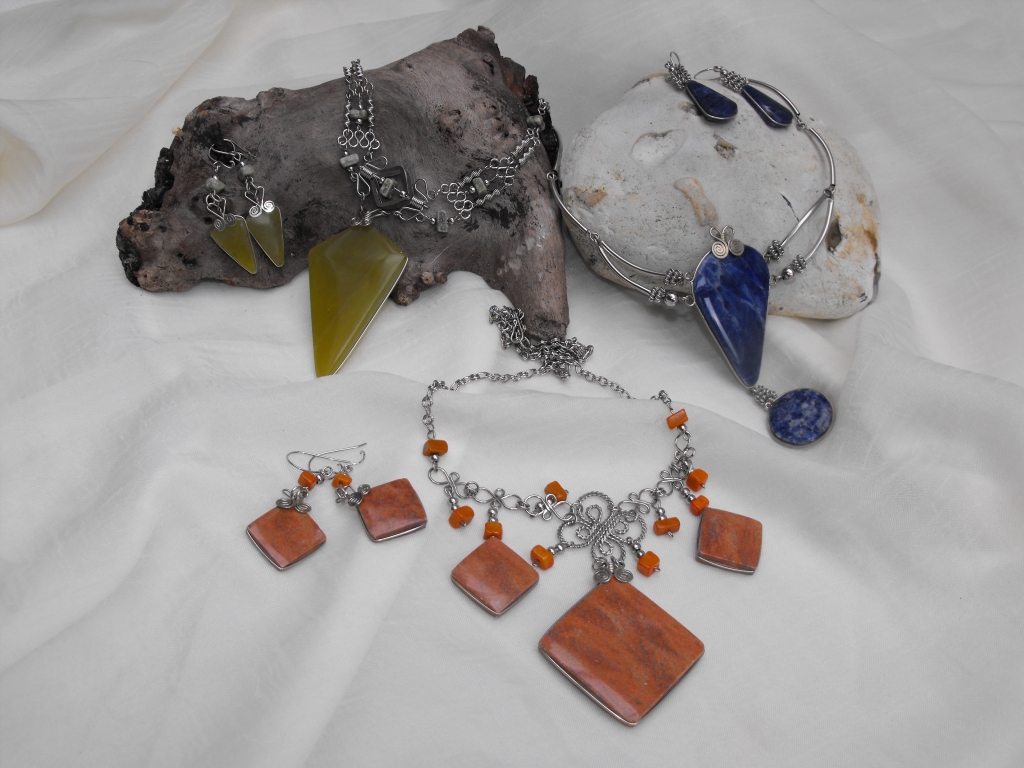  ALPACA SILVER LARGE SEMI PRECIOUS STONE SETS &pound;18